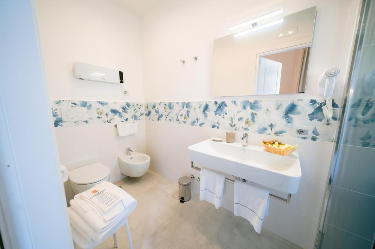 Hotel La Dimora di Nonna Maria Maiori Esterno foto